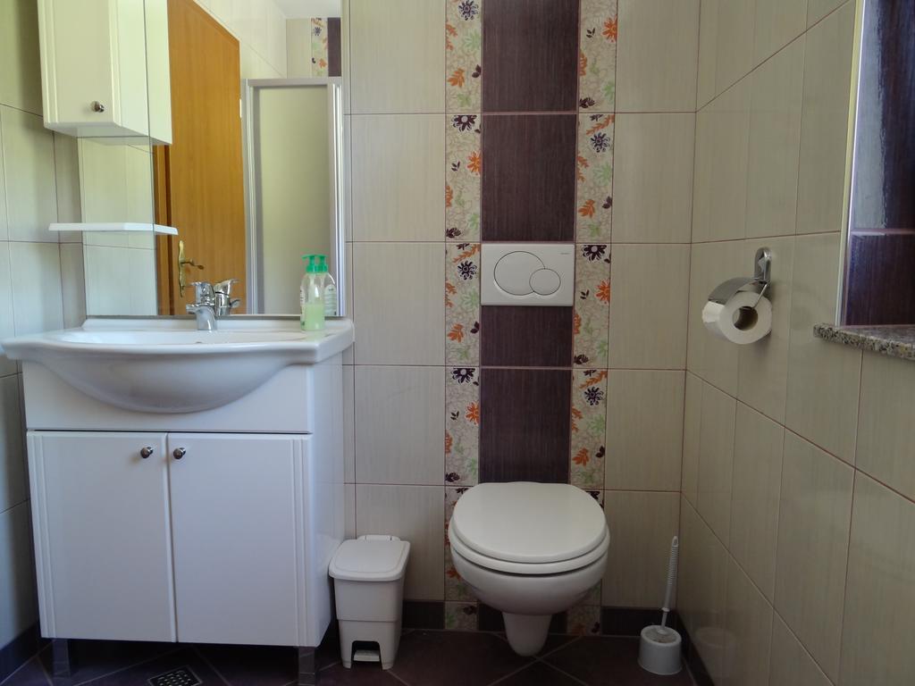 Apartments Trebusak 라제비투히뉴 외부 사진